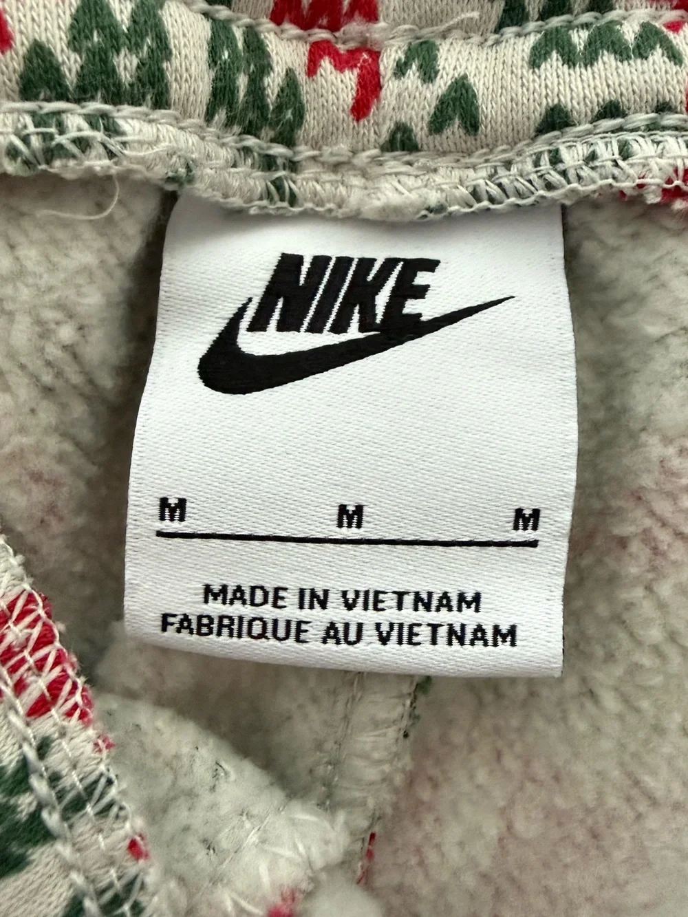 Nike Christmas Club Fleece Red Green White Holiday Print Joggers
